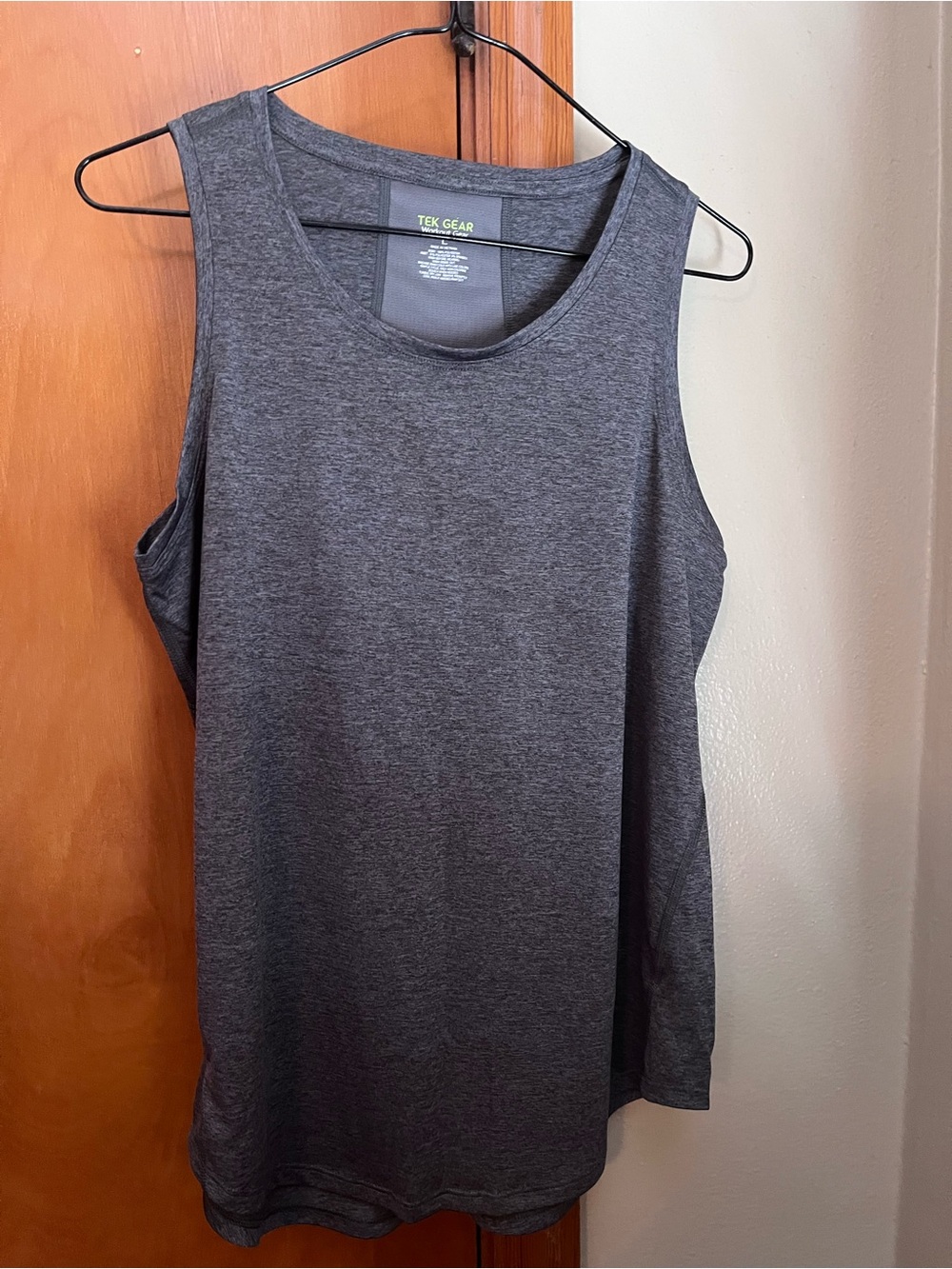 NWOT Tek Gear Charcoal Gray Athletic Tank